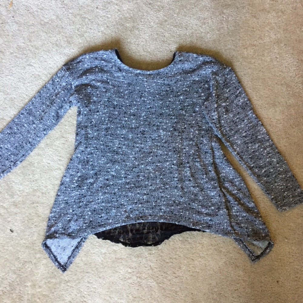 Sweater w lace