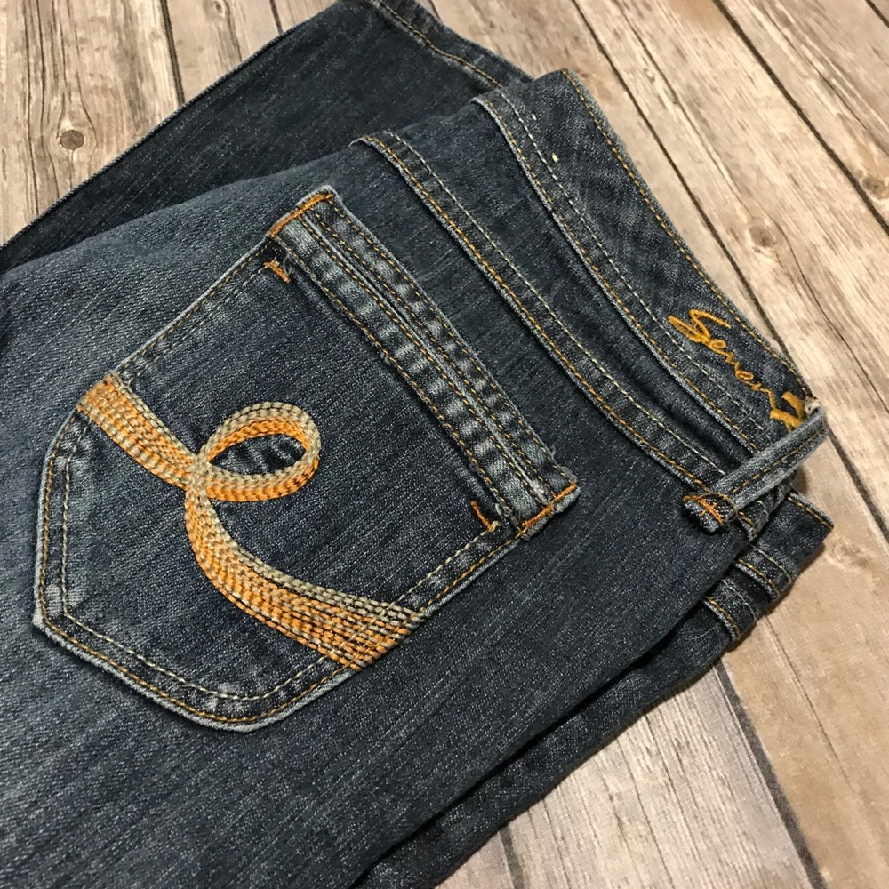 Seven7 capris!