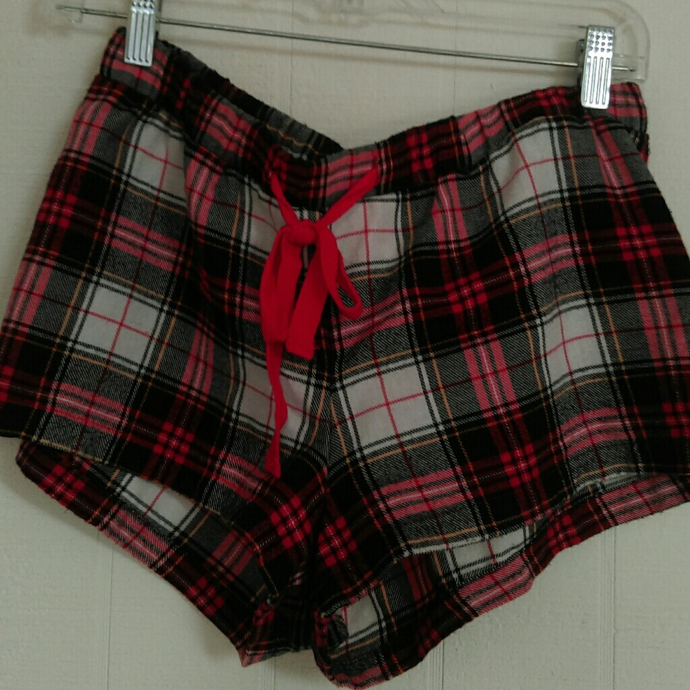 Cozy plaid boxer shorts