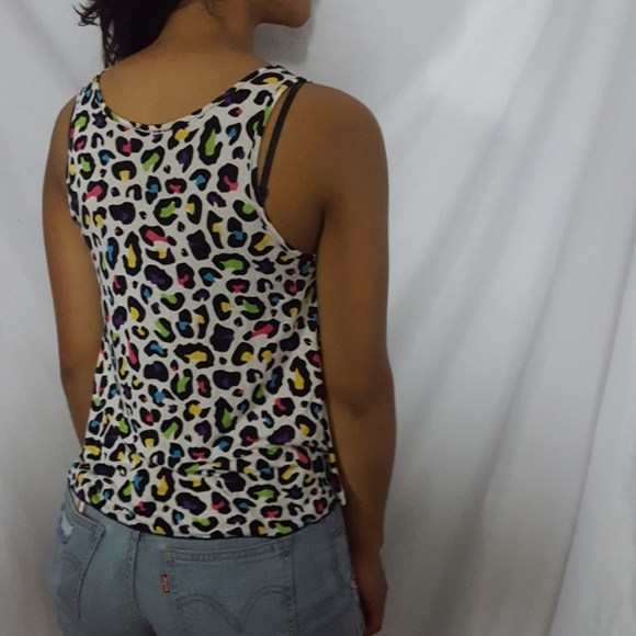 Top - Picture 2 of 2