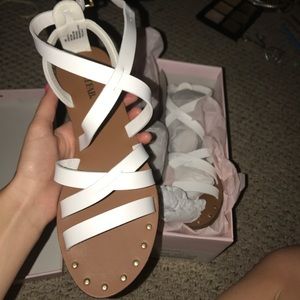 Just fab flat strappy sandals
