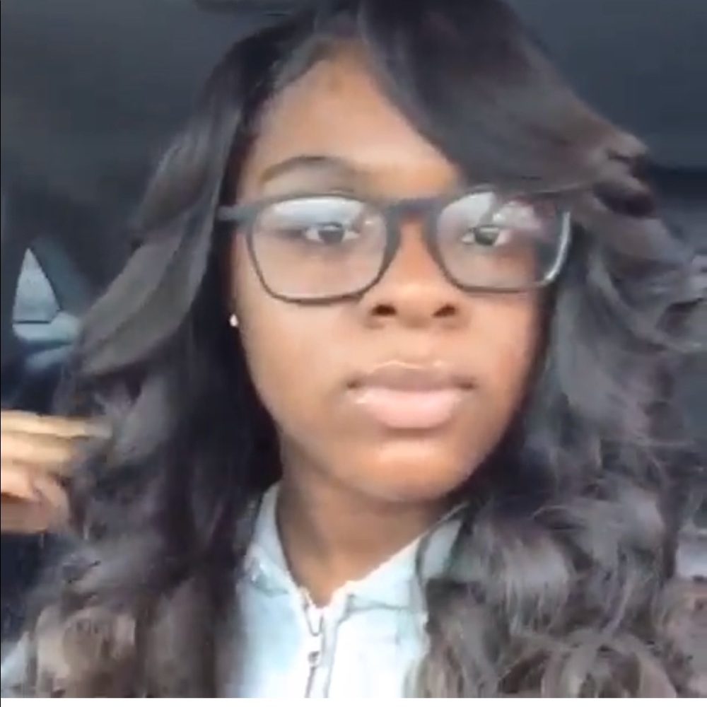 Meet your Posher, Aa'shawna