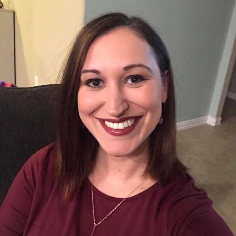 Meet your Posher, Corinne