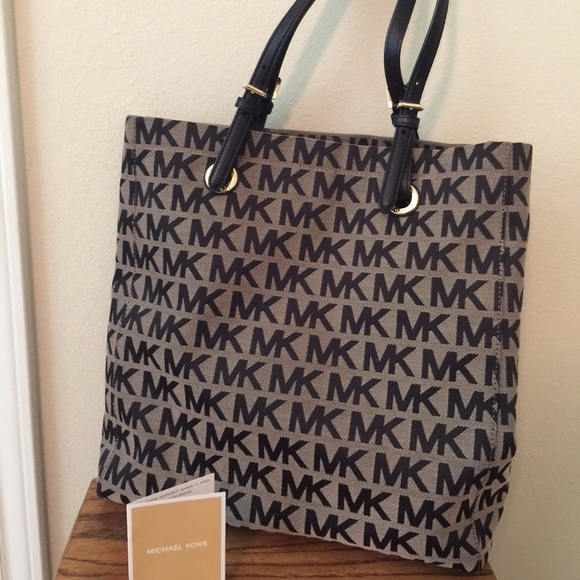 Michael Kors Handbags - Michael Kors Signature MK Tote Black/Tan MK Purse