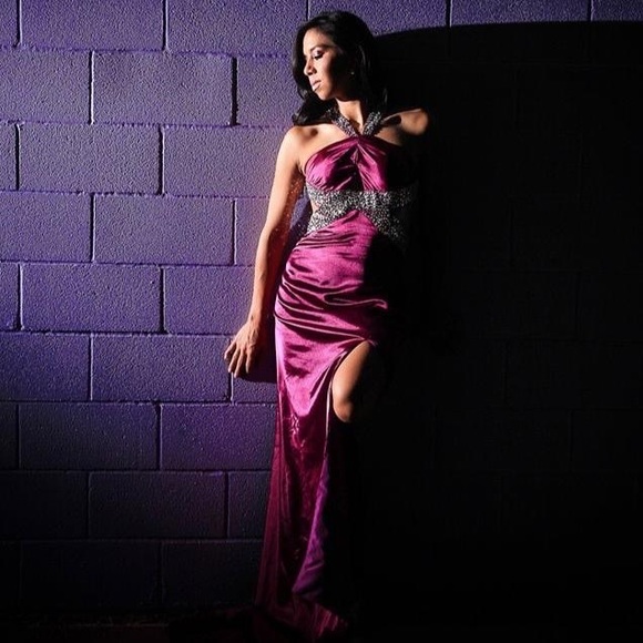 Meet your Posher, Luisana. ( Instagram:Westcoastbella) - Picture 6 of 16