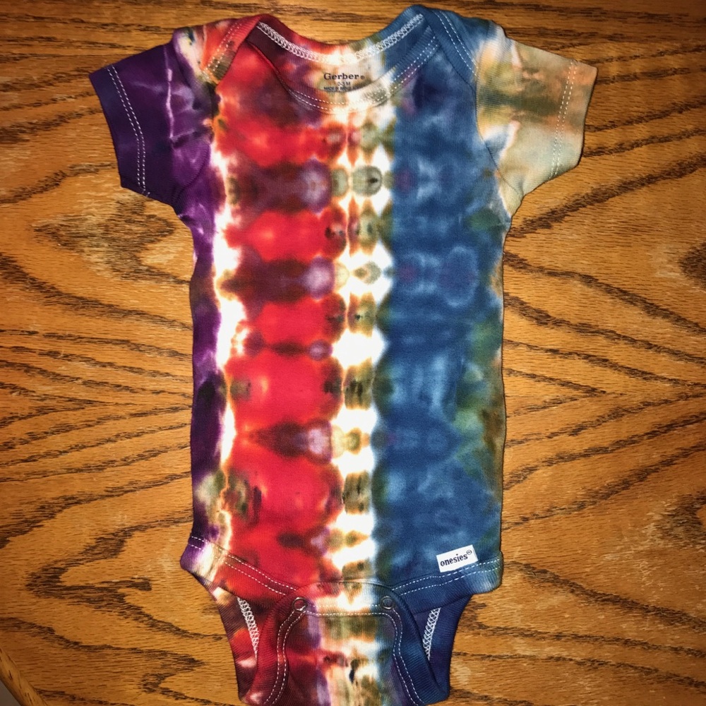 HANDMADE Tie Dye Baby Gerber Onesie