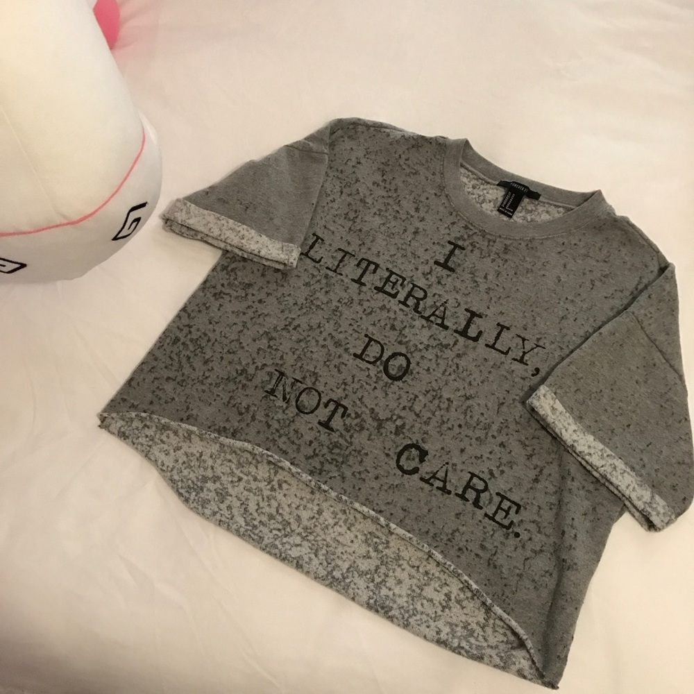 ⬇️SALE! Forever 21 Graphic Tee Crop Top Gray - Picture 3 of 7