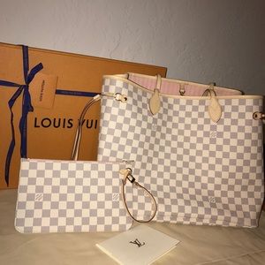 New Louis Vuitton Pouchette Rose Ballerine