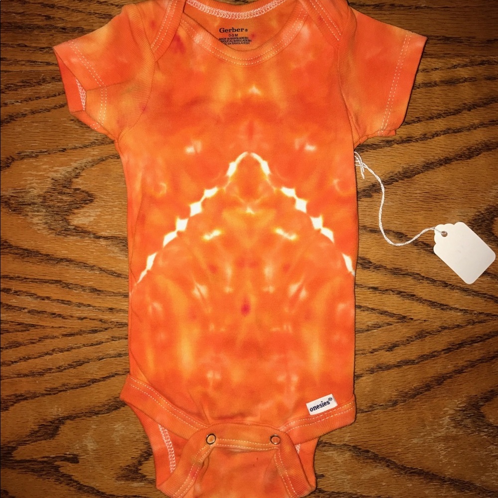 HANDMADE Tie Dye Baby Gerber Onesie