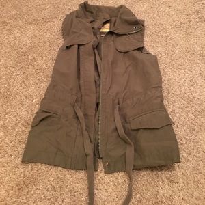 Vera wang olive green vest