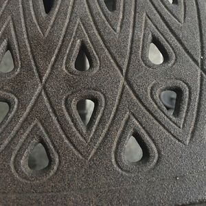 Meet your Posher, Kiana