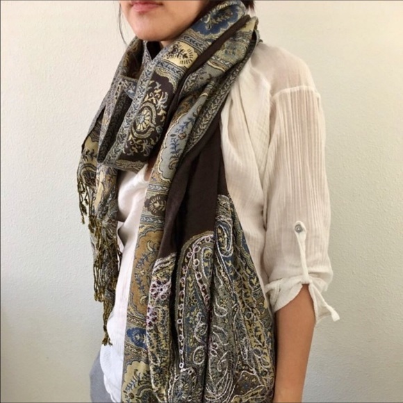 Jones New York Accessories - 🍁 NWOT Dark Brown Paisley Embroidered Scarf