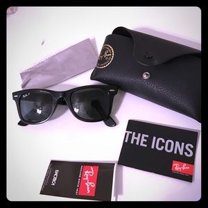 Polarized Rayban Wayfarers