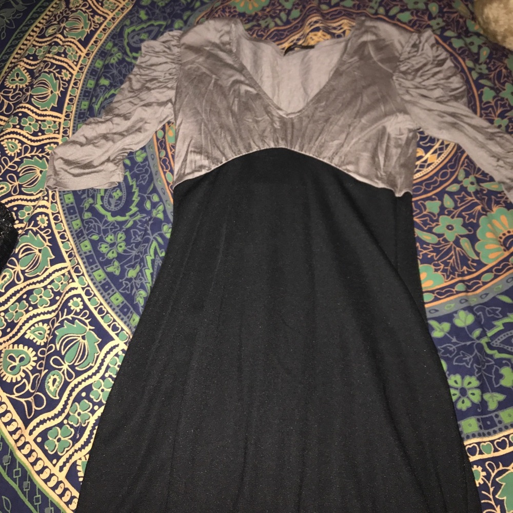 Black and gray bodycon dress