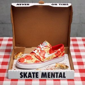 Meet your Posher, Sick Kicks