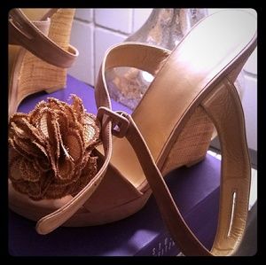 Stuart Weitzman Belflor Wedges
