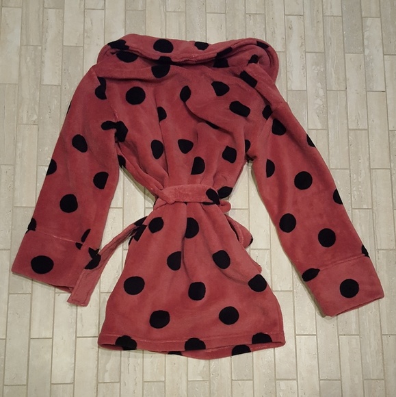 Pink Polka Dot Bathrobe - Picture 3 of 3
