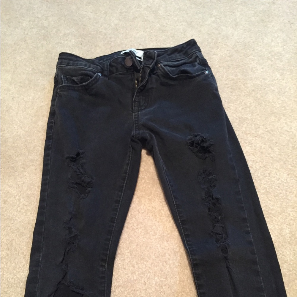 Forever 21 size 24 black jeans