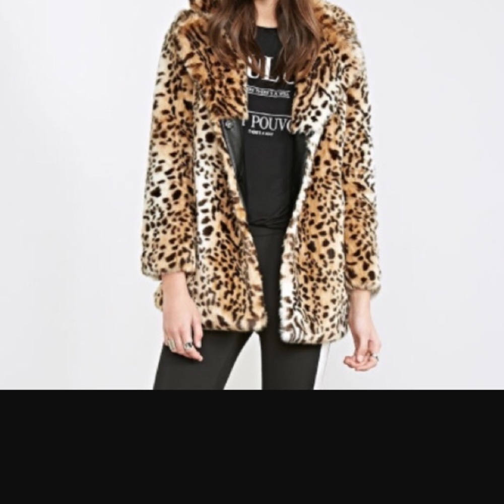 Leopard Faux