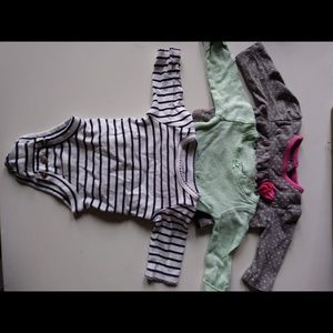 Newborn onesie bundle 3 for $5