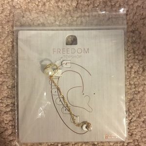 Brand new Nordstrom earring