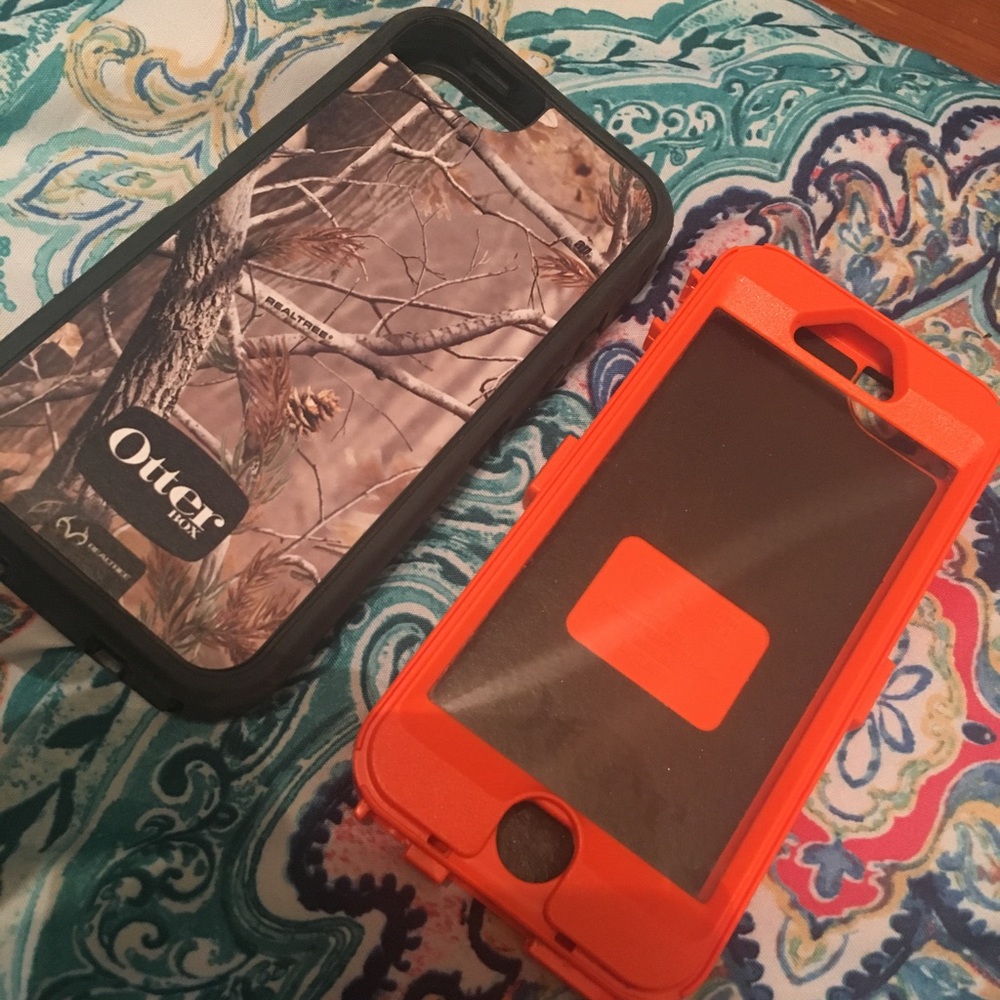 iPhone 5S Otterbox Case