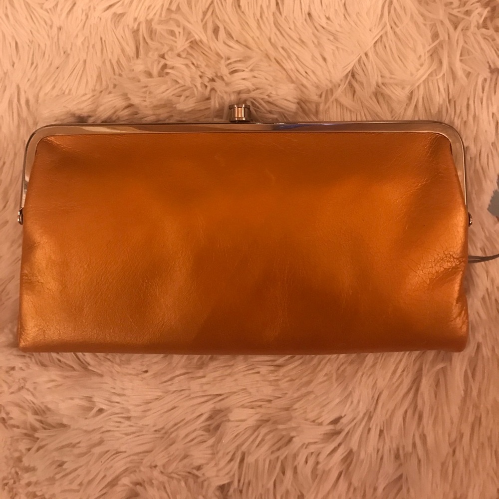 Brand new Hobo wallet. 100% genuine leather.