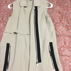 A beautiful Per Se silk dress/ blouse