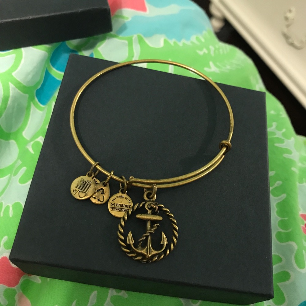 Alex and ani bundle