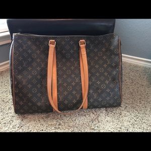 Louis Vuitton duffle/shoulder bag