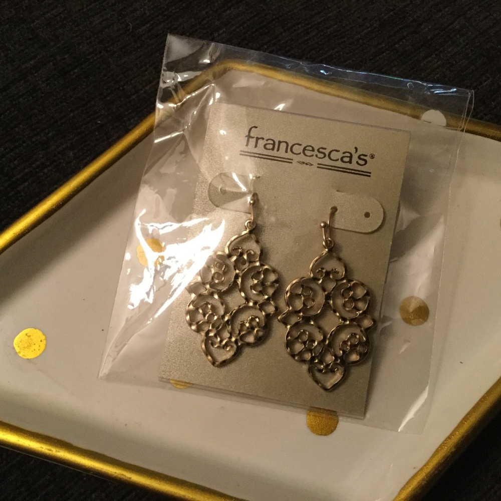 NWT Francesca's Gold Earrings