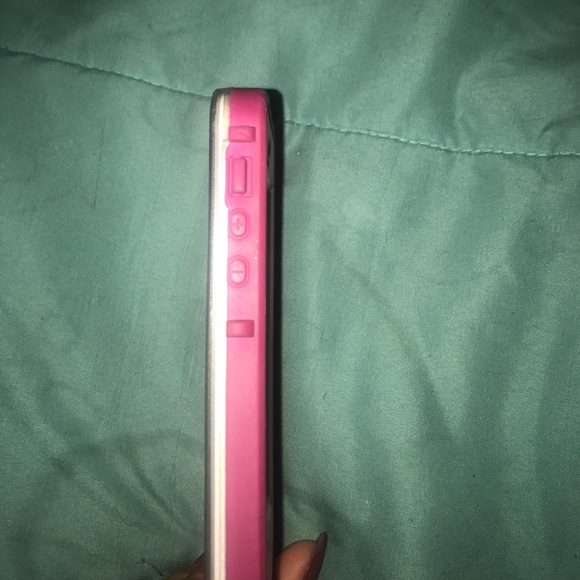 An iPhone 5s case - Picture 3 of 5