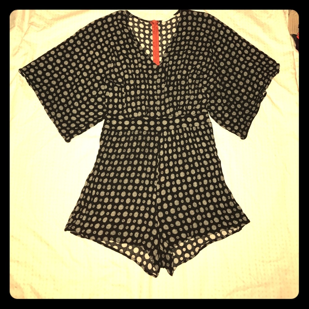 ADORABLE BAT SLEEVE ROMPER!