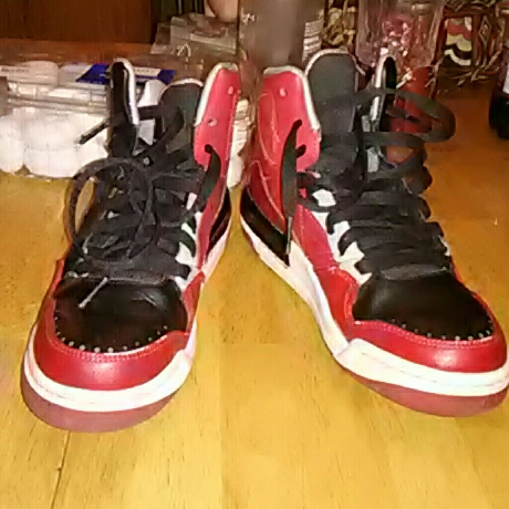 Jordan Flights - Picture 2 of 4