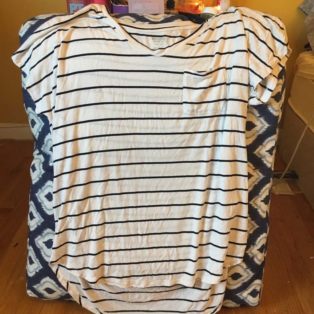 Essential striped top!