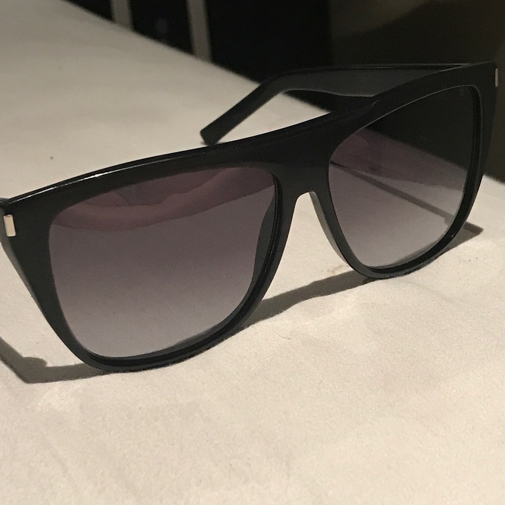 *AUTHENTIC* Saint Laurent Sunglasses! 🕶