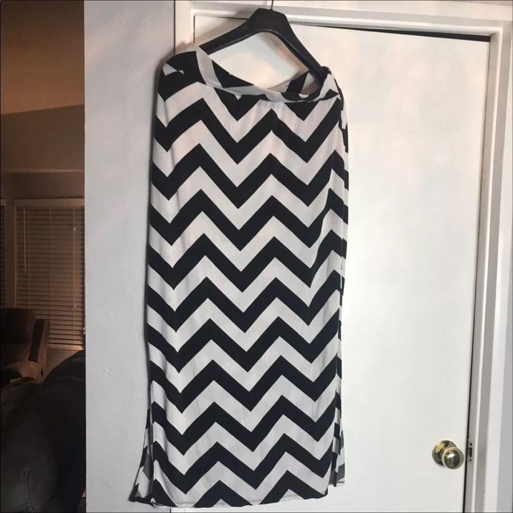 Chevron black and white maxi