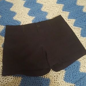 GAP size 4 black khaki shorts