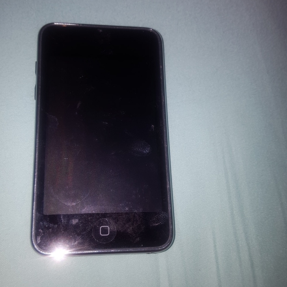 Apple Ipod Touch 8 Gb, 2nd Generation, Model A1288