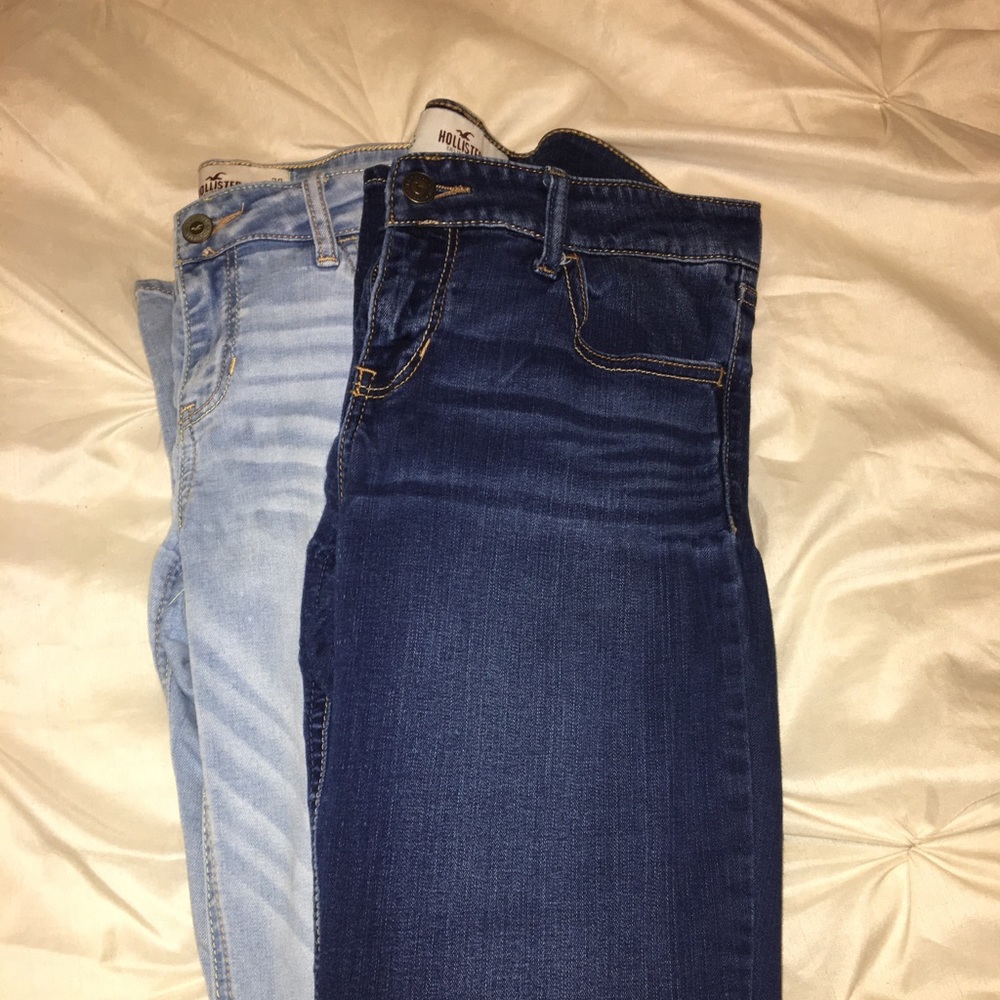 Hollister jeans - light and dark wash