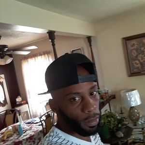 Meet your Posher, Adrian