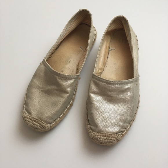 GAP Espadrilles - Picture 1 of 4
