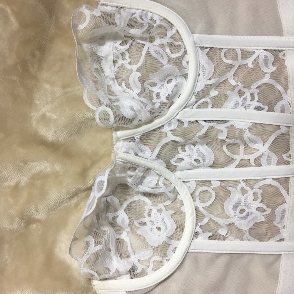 White vintage Victoria's Secret corset sz 36B - Picture 4 of 5
