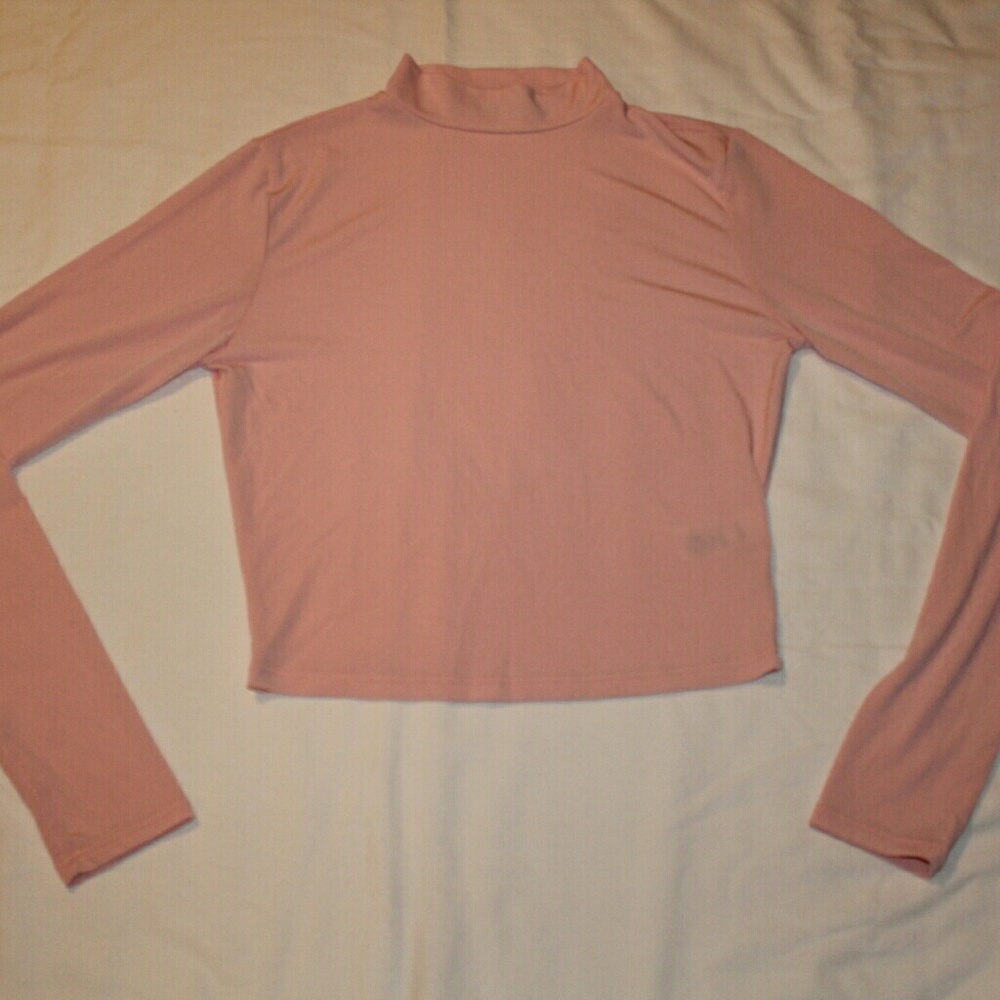 Forever 21 pink long sleeve mock neck top