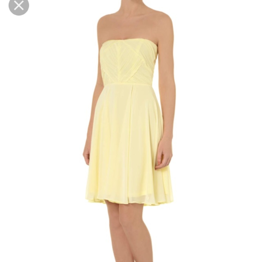 ❤️4 for $10❤️Scarlett B Lemon Pleat Skater Dress
