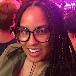 Meet your Posher, Cacharel