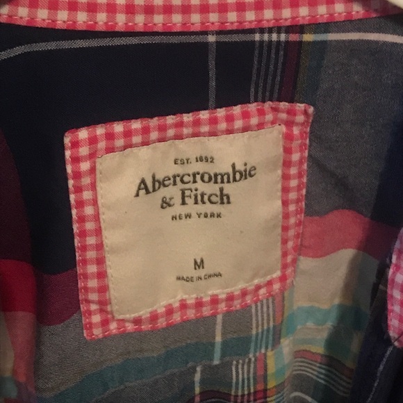 Abercrombie and Fitch pink and blue button up - Picture 3 of 4