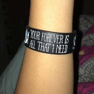 SLEEPING WITH SIRENS band bracelet