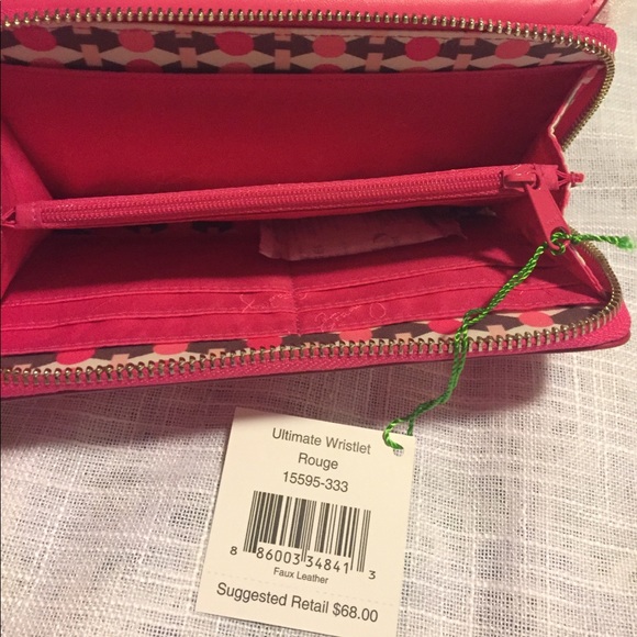 PRICE DROP! NWT Vera Bradley Ultimate wristlet - Picture 7 of 7