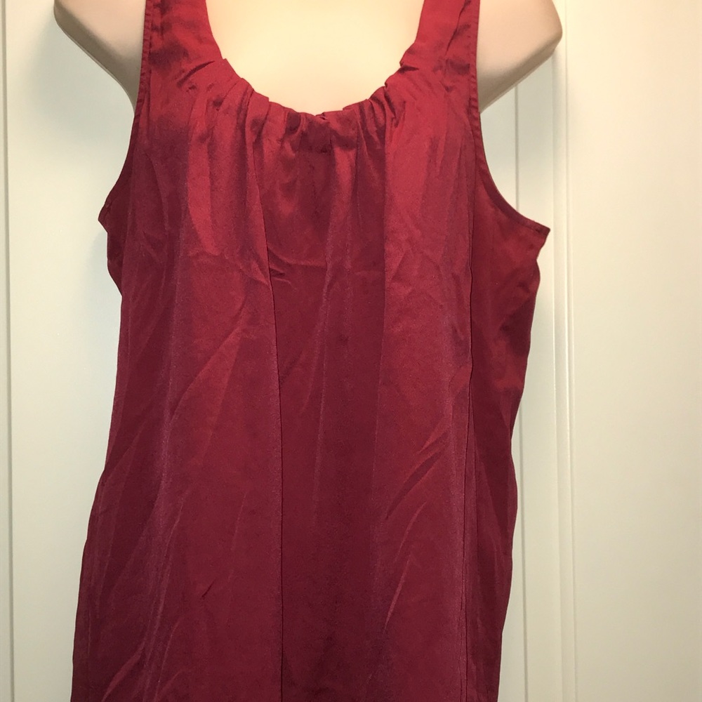 Eclair raspberry shell